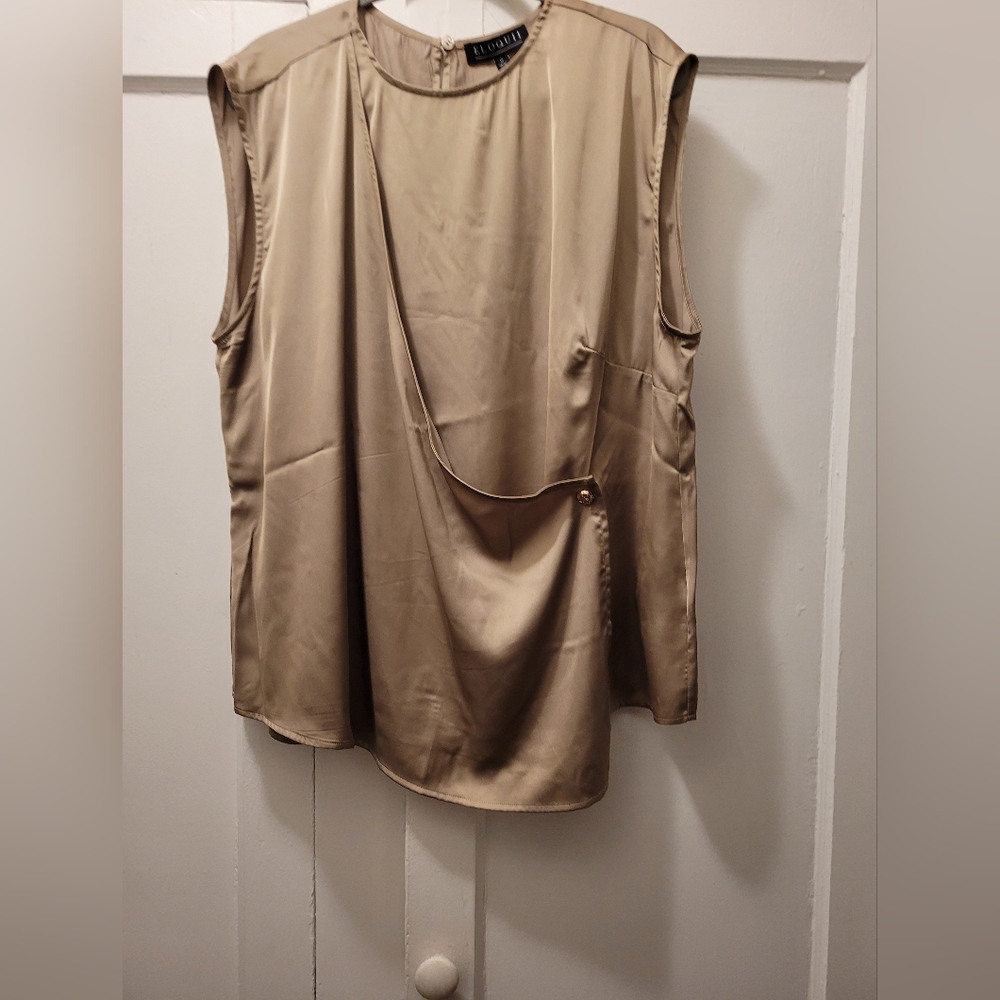 NWT, Eloquii draped blouse